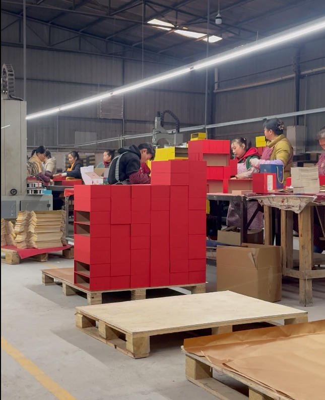 忙碌的生产线
